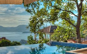 Harmonia Bungalows & Pool